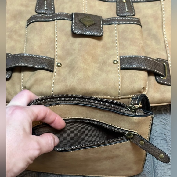 Nwot Concept Bag w Wallet - Picture 13 of 13